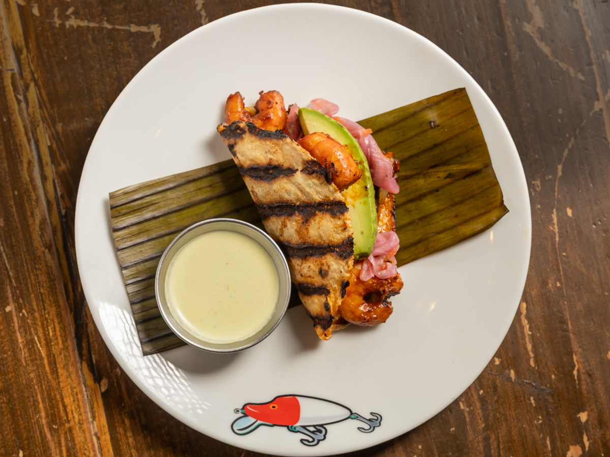 Taco de caña y carrete